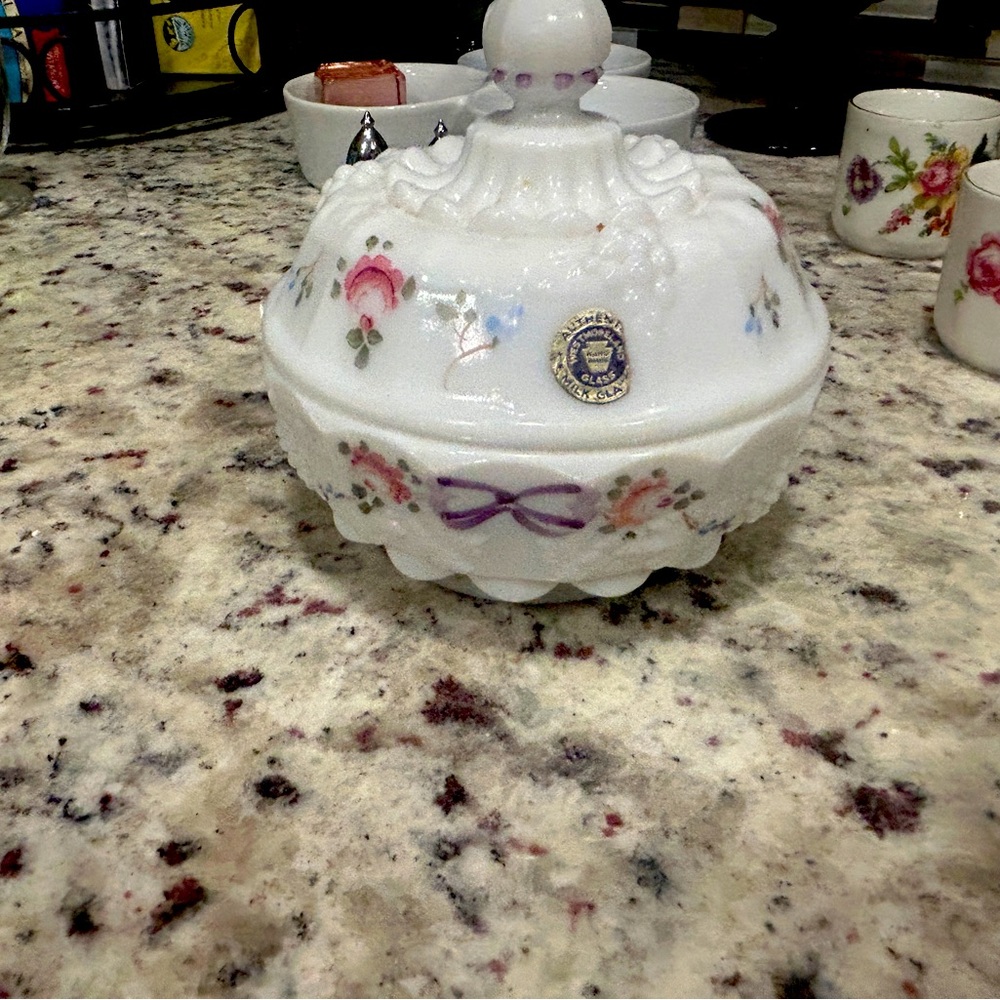 Westmoreland painted milk glass candy dish feminine raised grape motif  with tag